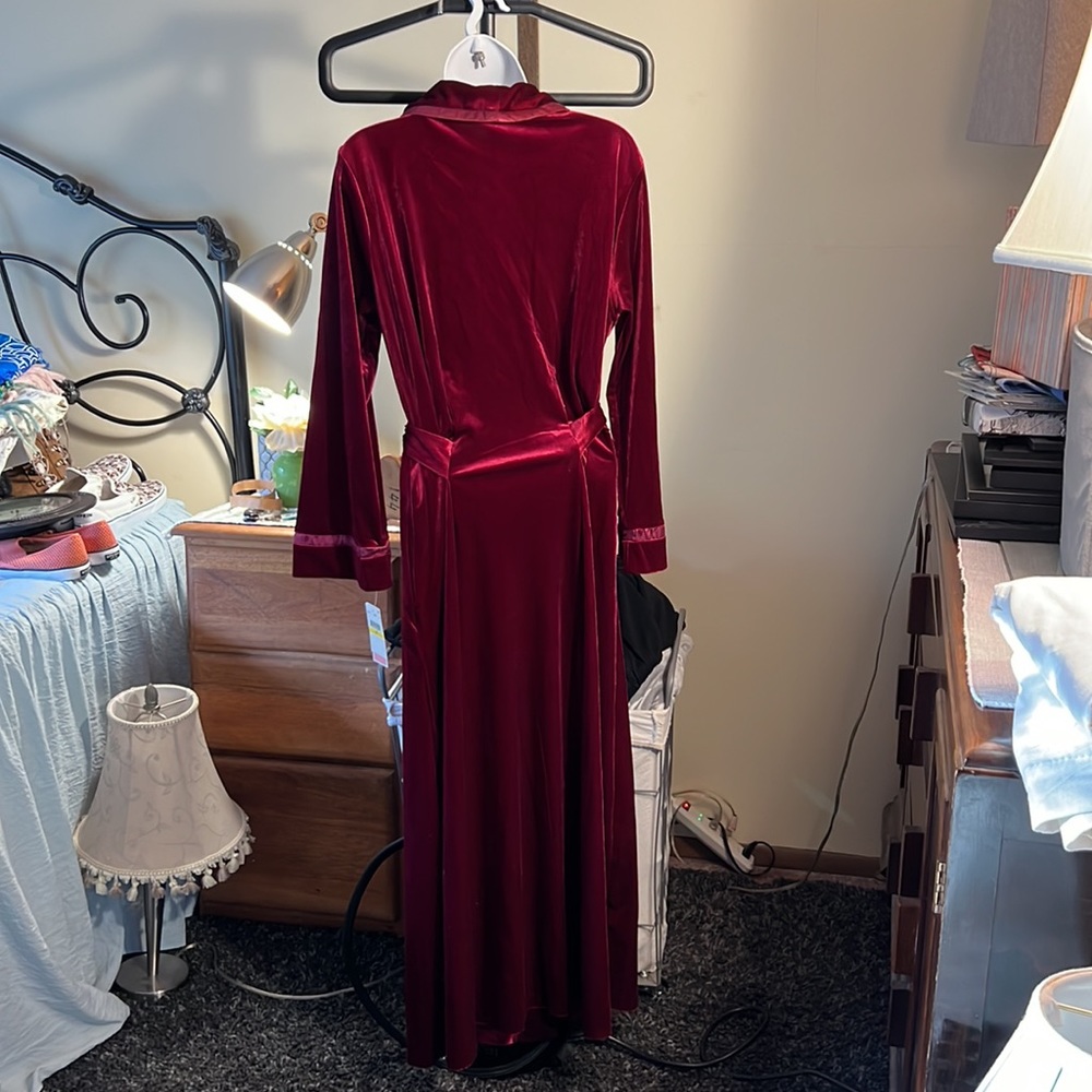 NWT Ruby Red Velvet Robe🔥 - Picture 3 of 7